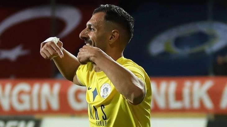 Menemen FK'de 3 oyuncu kadro dışı
