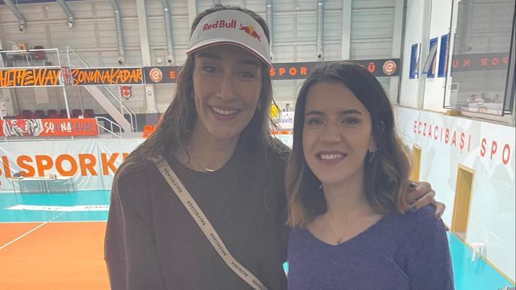 Hande Gibi Smaçla oyununun kazananı Hande Baladın'la buluştu