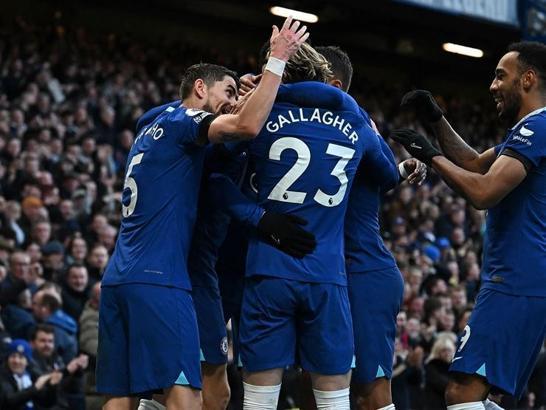 Chelsea yıldız isimleri satışa çıkardı
