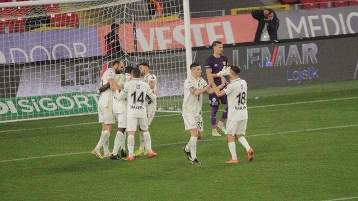 Göztepe Gürsel Aksel Stadı'nda kayıplarda