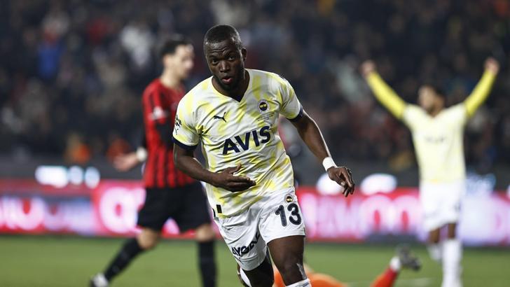 Fenerbahçe'nin golcüsü Enner Valencia'dan Galatasaray sözleri