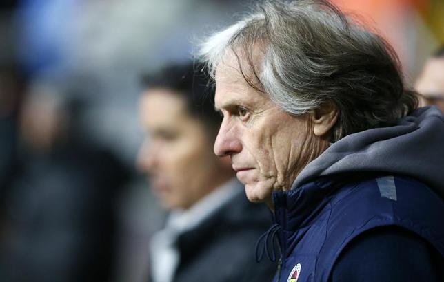 Son dakika | Fenerbahçe'de Jorge Jesus'a kırmızı kart!