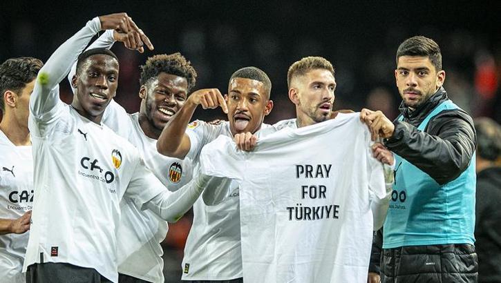 Valencia'dan afetzedelere destek: Türkiye için dua et