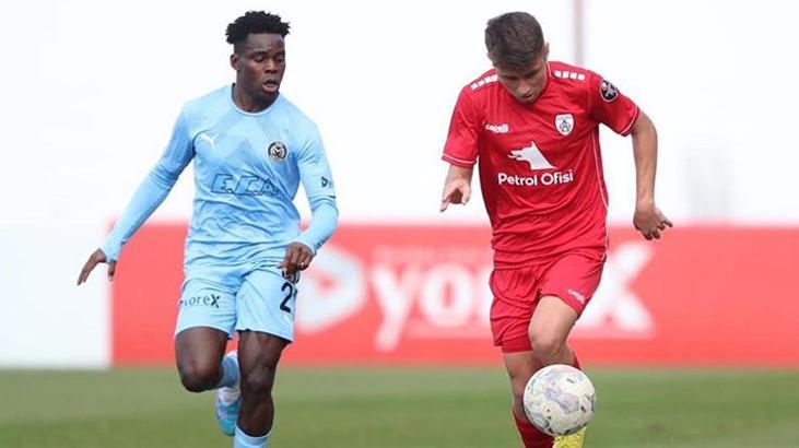 Manisa FK-Altınordu maç sonucu: 1-1