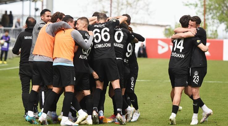 Manisa FK Play-Off kapısına dayandı