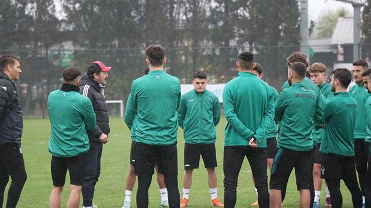 Sakaryaspor, 5 eksikle Rizespor mesaisine başladı