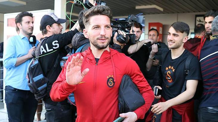 Galatasaray kafilesine Alanya'da coşkulu karşılama