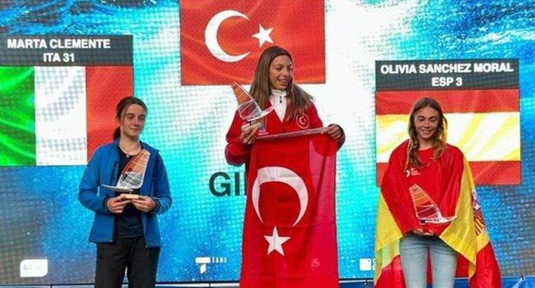 Parla Kabasakal, U13 Kızlar Kategorisi'nde Avrupa Şampiyonu