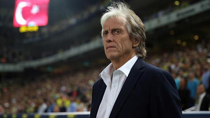 Fenerbahçe'de Jorge Jesus'un tatlı telaşı! Zor seçim...