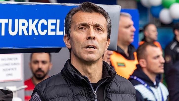 Rizespor'u Süper Lig'e çıkaran Bülent Korkmaz ile yollar ayrıldı