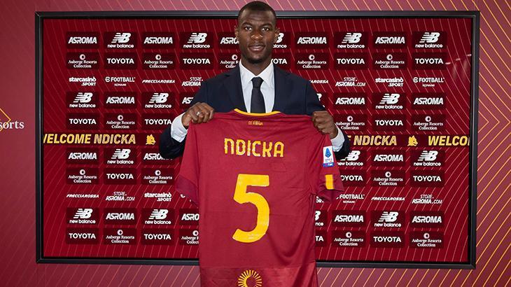 Roma, Evan N'Dicka'yı transfer etti
