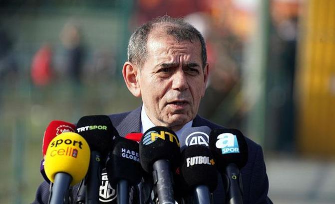 Galatasaray Başkanı Dursun Özbek'ten taraftara transfer müjdesi