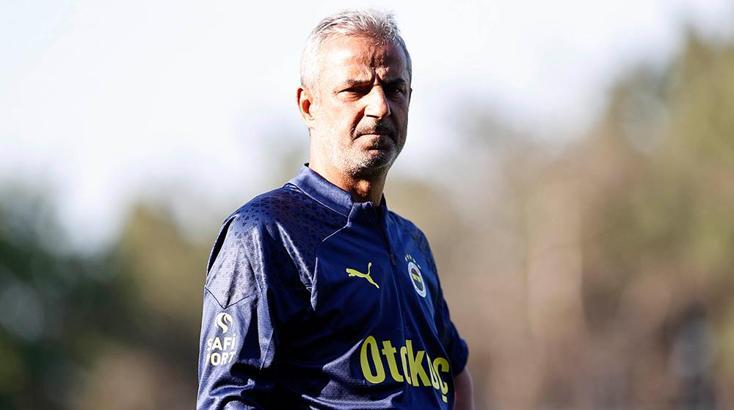 Fenerbahçe'de İsmail Kartal, taraftara seslendi: Tek yumruk olma vakti