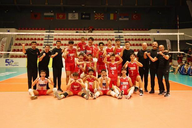 U17 Erkek Milliler, 2'de 2 ile yoluna devam ediyor