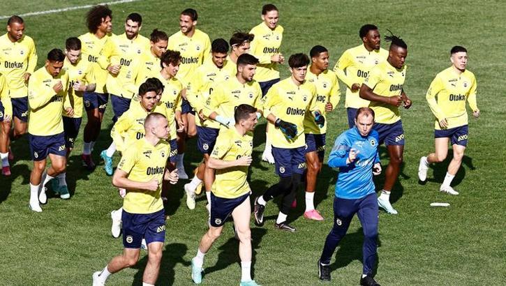 Fenerbahçe, Rusya'daki ilk antrenmanını yaptı