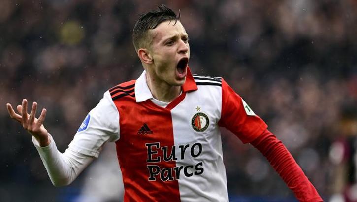 Fenerbahçe'de Sebastian Szymanski için yoğun mesai!
