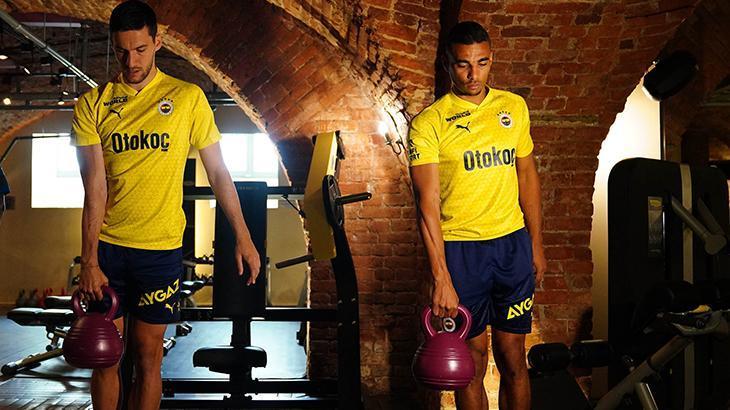 Fenerbahçe'de yeni transferler kampa katıldı