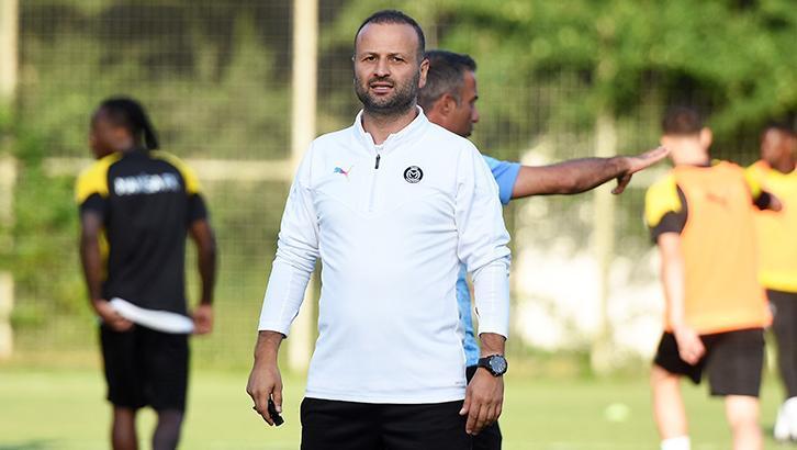 Osman Zeki Korkmaz: Hücum hattına 1-2 takviyeyle kadromuzu tamamlayacağız