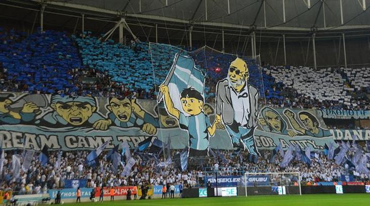 Cluj maçı öncesi Adana Demirspor'dan özel koreografi