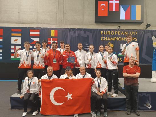 U17 Badminton Takımımız, Avrupa ikincisi!