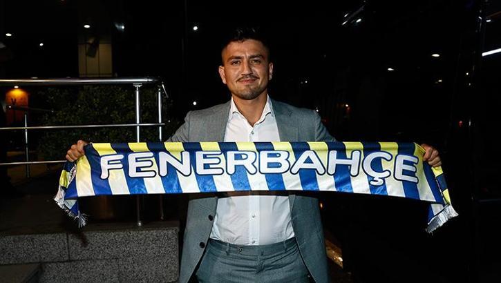 İsmail Kartal çok istedi! Cengiz Ünder, Fenerbahçe için İstanbul'da