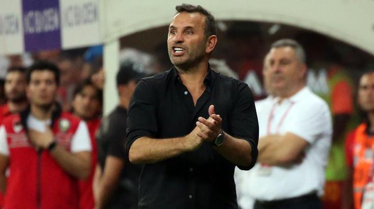Galatasaray'da Okan Buruk'tan oyuncularına motivasyon konuşması