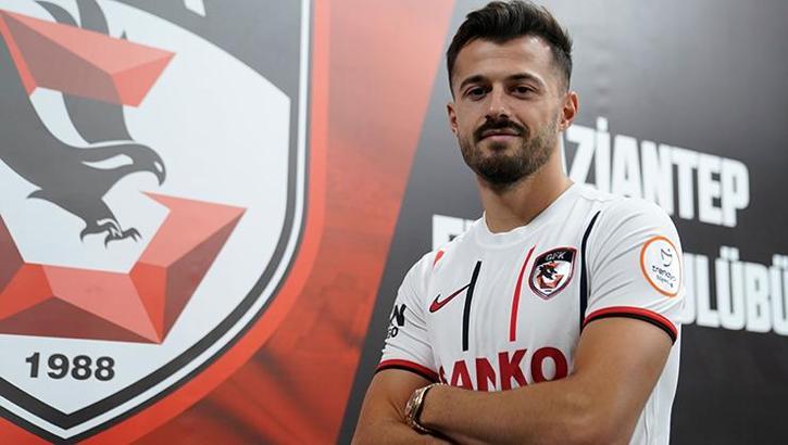 Albian Ajeti'den Gaziantep FK'ya 1+1 yıllık imza