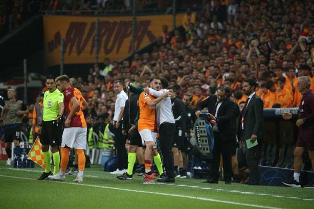 Galatasaray'da Okan Buruk'tan öğrencilerine terapi! 'Elimizden kaçırdık'