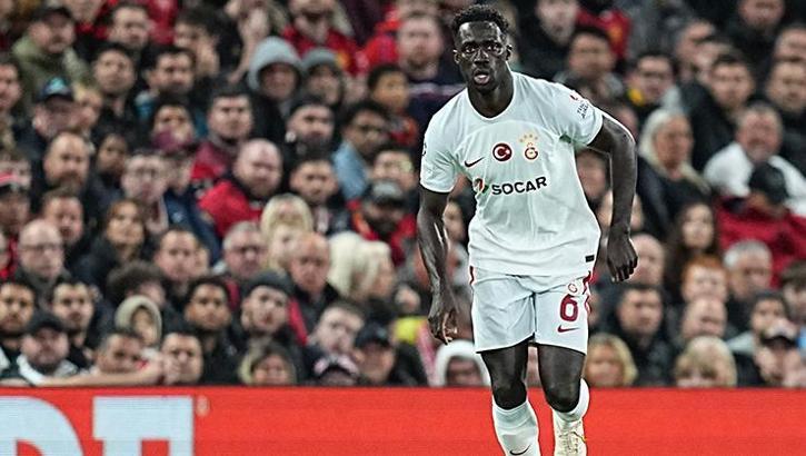 Galatasaray'da Davinson Sanchez şov! Manchester United maçında iki asist...