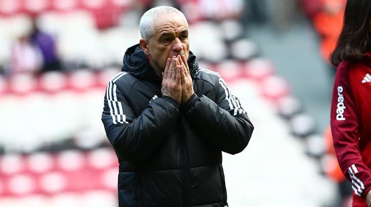 Beşiktaş'ta Rıza Çalımbay'ın zor kararı! Aboubakar tercihi...