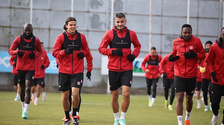 Sivasspor Fenerbahçe hazırlıklarını sürdürdü