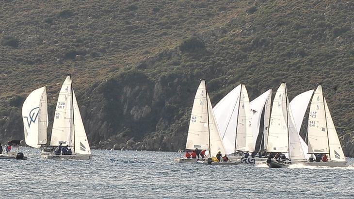 Tenzor International Cup Yelken Yarışları’nda ikinci gün tamamlandı