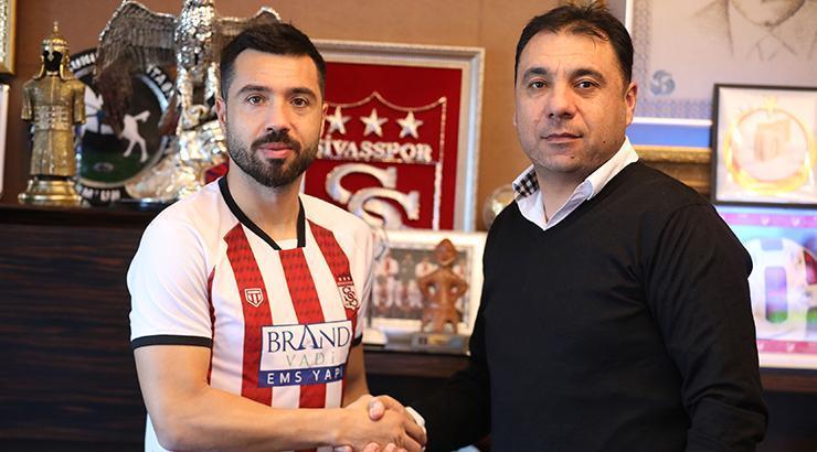 Sivasspor İbrahim Akdağ'ı transfer etti