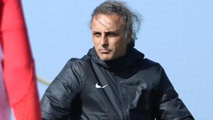 Ümraniyespor Teknik Direktörü Mustafa Gürsel: 'Devamlı oyuncu kaybediyoruz'