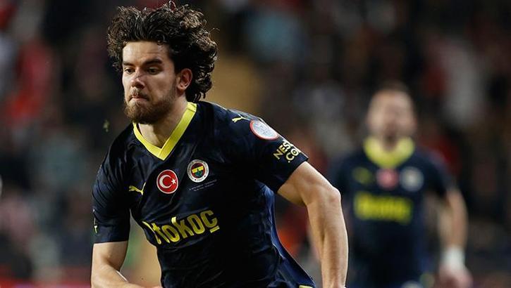 Fenerbahçe'de Ferdi Kadıoğlu'ndan transfer açıklaması! Sacha Boey ve Arda Güler...