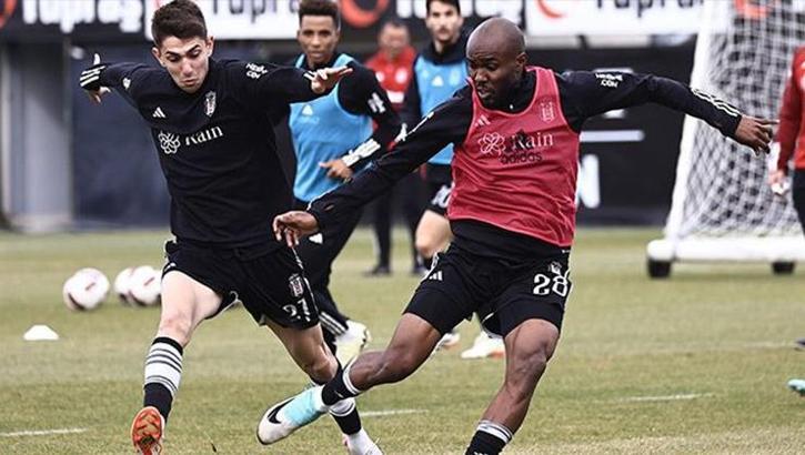 Beşiktaş, Kayserispor maçı öncesi taktiksel çift kale maç yaptı