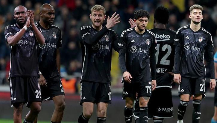 Beşiktaş'a yeni yıldızlar da çare olamadı! 4 transferin 3'ü oynadı...