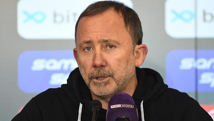 Antalyaspor'da Sergen Yalçın: 'Böyle şans golleri olabiliyor!'