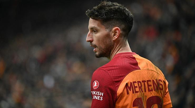 Mertens'e sözleşme teklifi! Büyük sürpriz