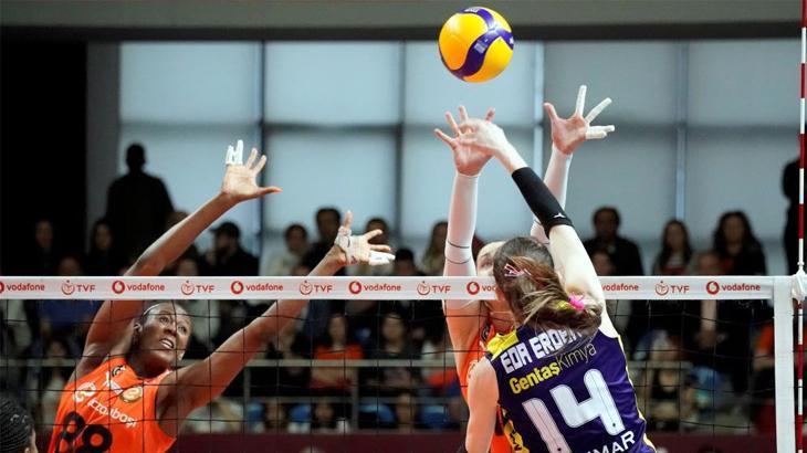 Şampiyonluk son maça kaldı! Eczacıbaşı Dynavit: 3 - Fenerbahçe: 0