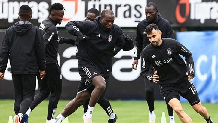 Beşiktaş'ta Çaykur Rizespor mesaisi devam ediyor