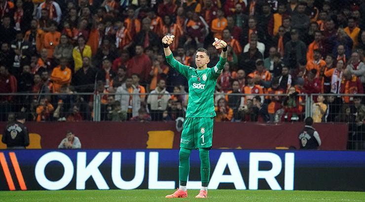 Muslera'nın 30. Fenerbahçe derbisi!