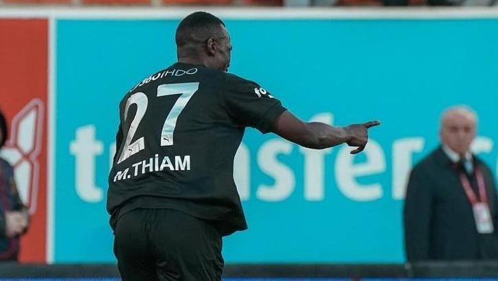 Pendikspor'un yıldızı Mame Thiam'a Katar'dan sürpriz teklif