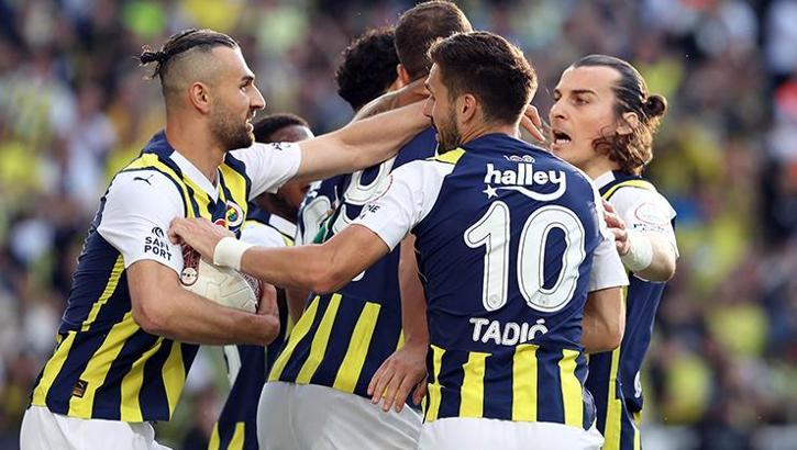 Fenerbahçe'den rekorlarla dolu sezon! 'Bu taraftar sizinle gurur duyuyor'