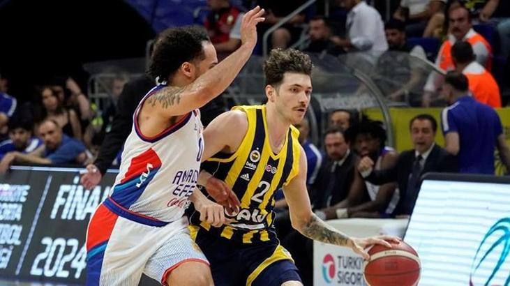 Fenerbahçe Beko-Anadolu Efes serisinde dördüncü maç