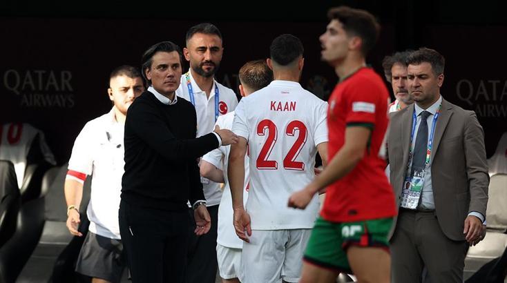 Milli Takımımızın Teknik Direktörü Montella, soyunma odasında oyuncularına seslendi!