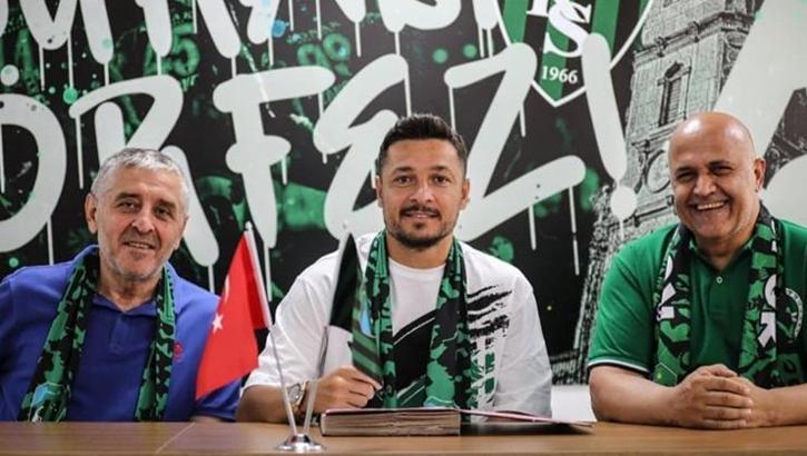 Ahmet Oğuz, Kocaelispor'da!