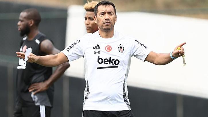 Beşiktaş'ta Giovanni van Bronckhorst'un as 11'i ortaya çıktı! İdeal kadrosu şekillendi