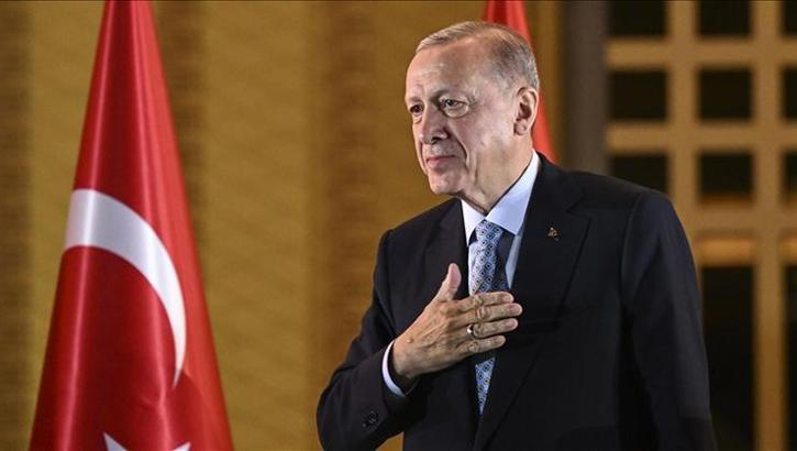 Cumhurbaşkanı Erdoğan, Süper Kupa Şampiyonu Beşiktaş'ı tebrik etti