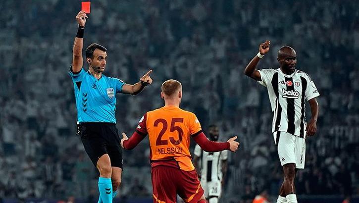 Galatasaray-Beşiktaş maçında Victor Nelsson'a kırmızı kart